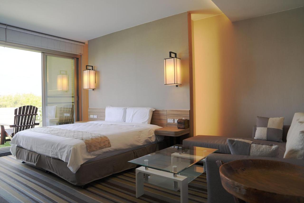 Tainan Julie'S Garden 峰情文旅 Hotel Анпин Екстериор снимка