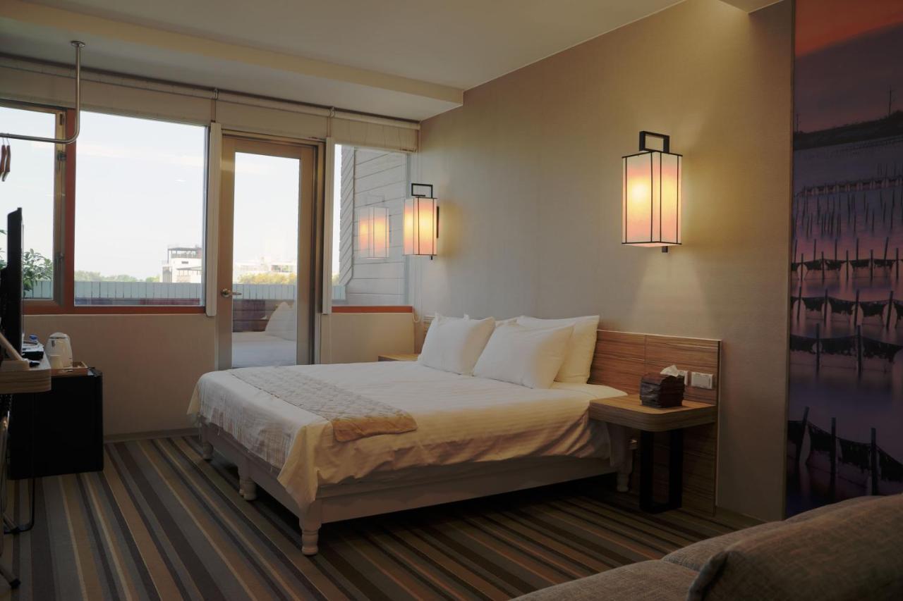 Tainan Julie'S Garden 峰情文旅 Hotel Анпин Екстериор снимка