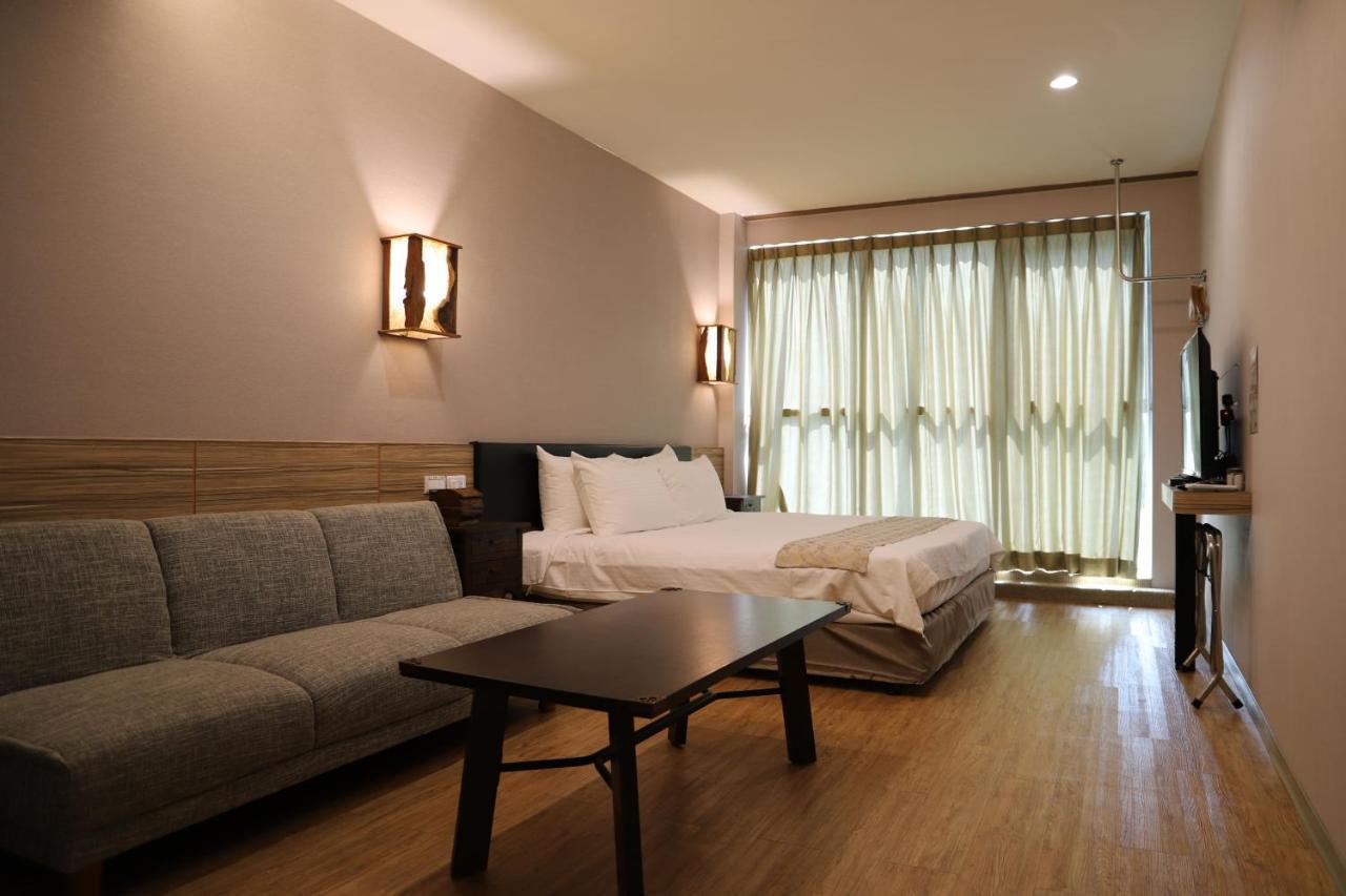 Tainan Julie'S Garden 峰情文旅 Hotel Анпин Екстериор снимка