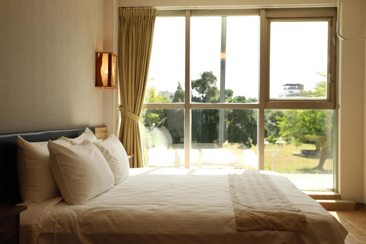 Tainan Julie'S Garden 峰情文旅 Hotel Анпин Екстериор снимка