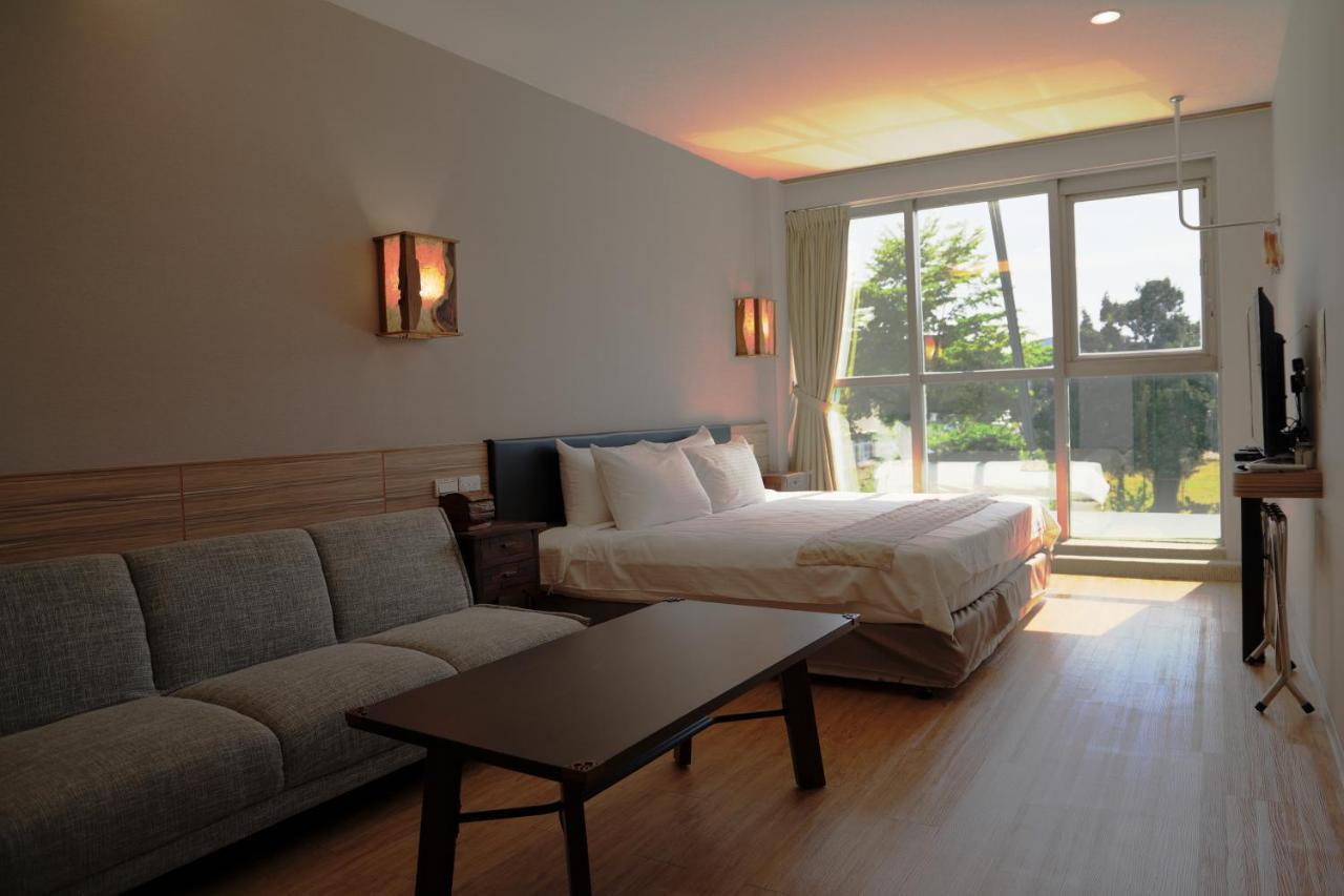 Tainan Julie'S Garden 峰情文旅 Hotel Анпин Екстериор снимка