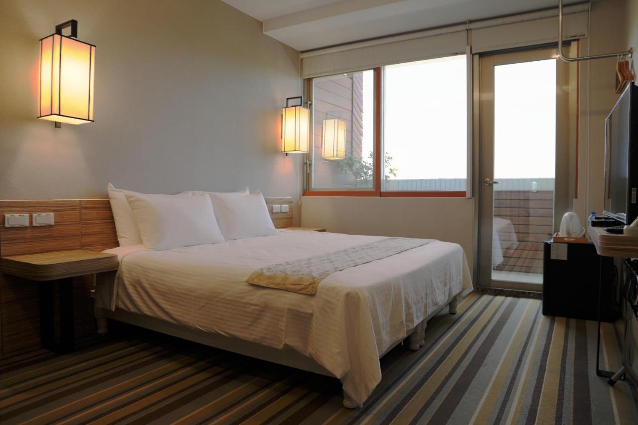 Tainan Julie'S Garden 峰情文旅 Hotel Анпин Екстериор снимка