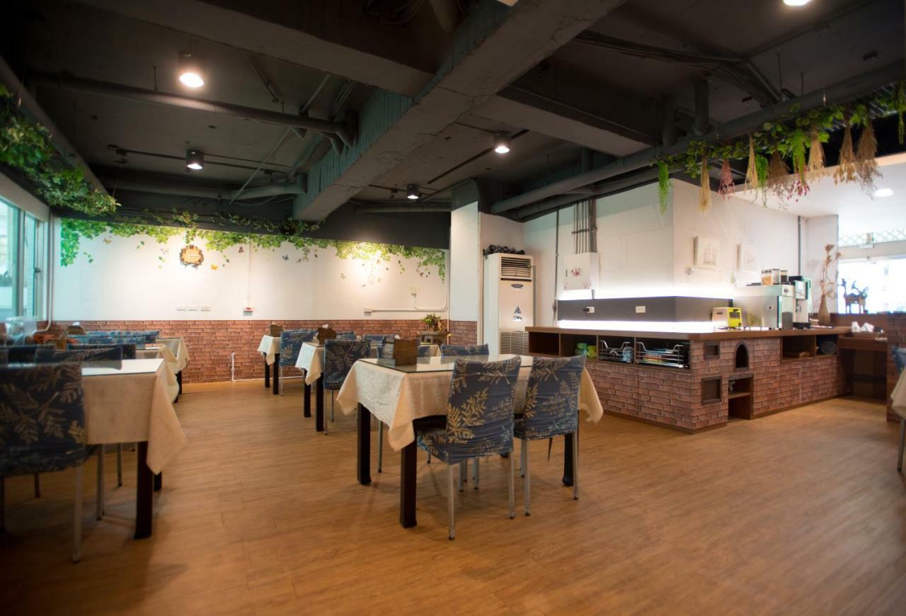 Tainan Julie'S Garden 峰情文旅 Hotel Анпин Екстериор снимка