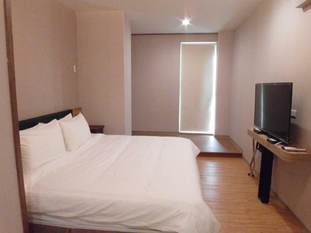 Tainan Julie'S Garden 峰情文旅 Hotel Анпин Екстериор снимка