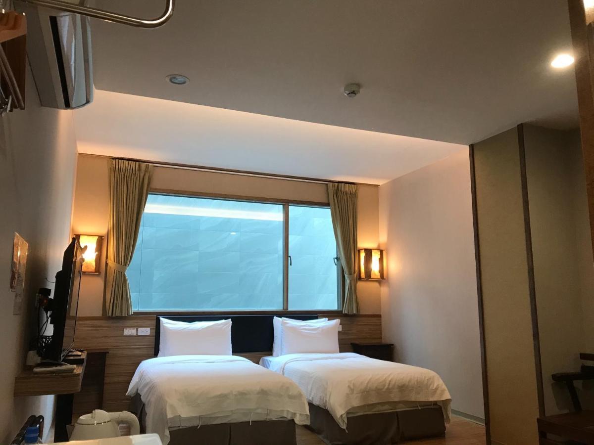 Tainan Julie'S Garden 峰情文旅 Hotel Анпин Екстериор снимка